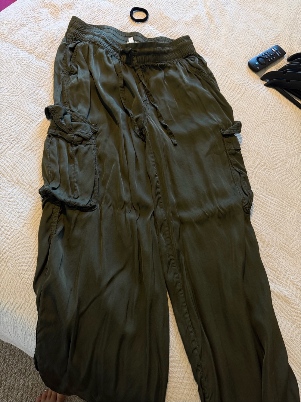 aerie Olive Green silk Elastic Waist Pull-On Pants